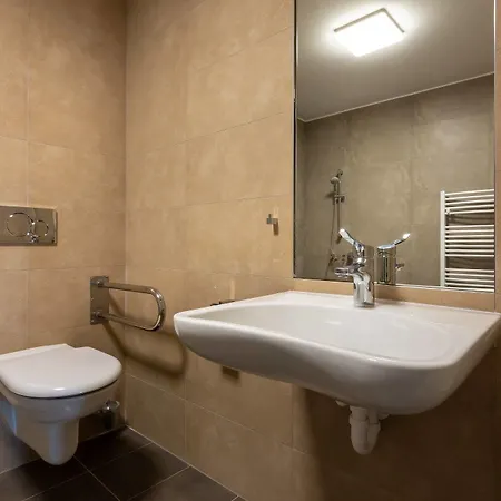 Grand מלון Čáslav